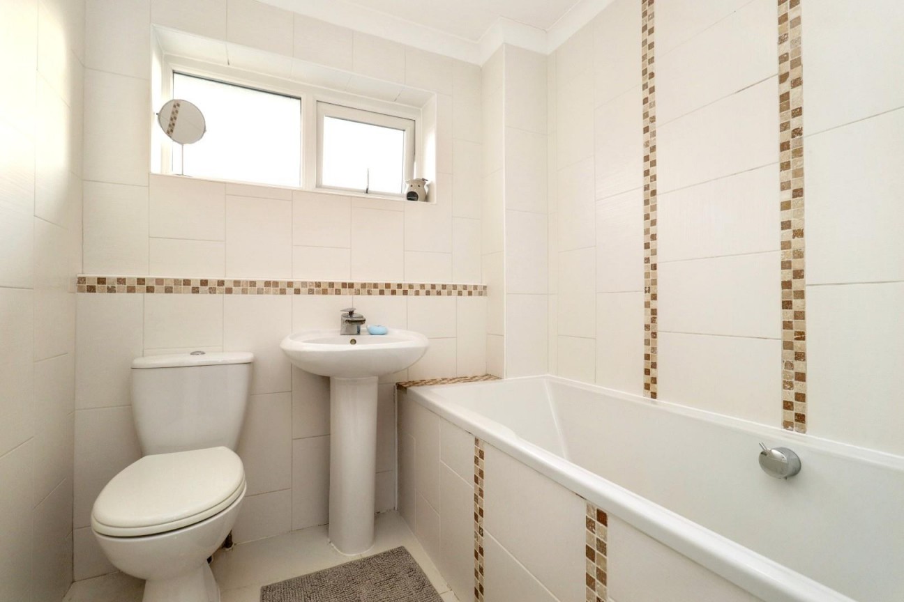 Fulmar Road, Crooksbarn, Stockton-On-Tees, TS20 1SL