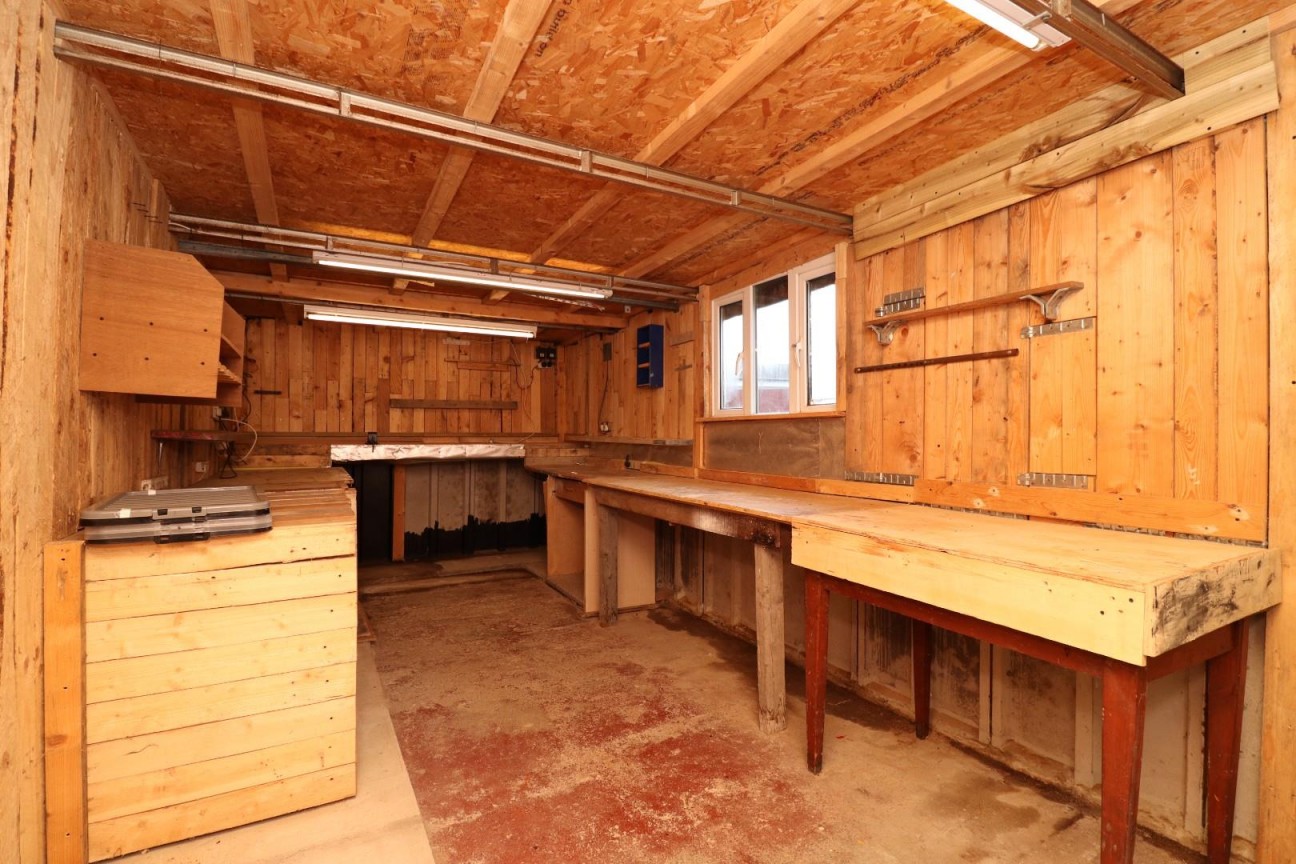 Wroxton Close, Acklam, Middlesbrough, TS5 7AF