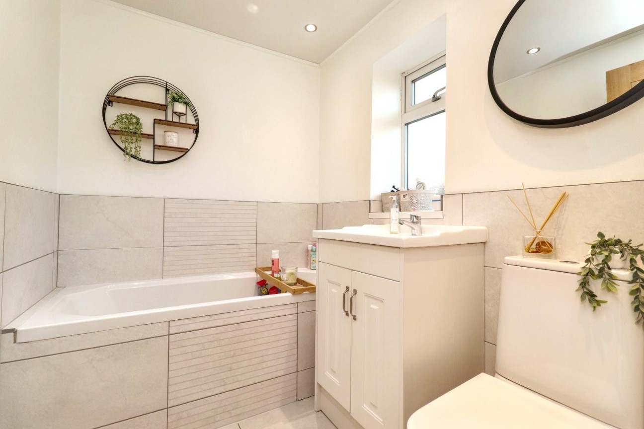 Middlebank Road, Ormesby, Middlesbrough, TS7 9EW