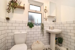 Oakwell Road, Norton, TS20 1HL