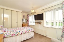 Low Grange Avenue, Billingham, TS23 3EG