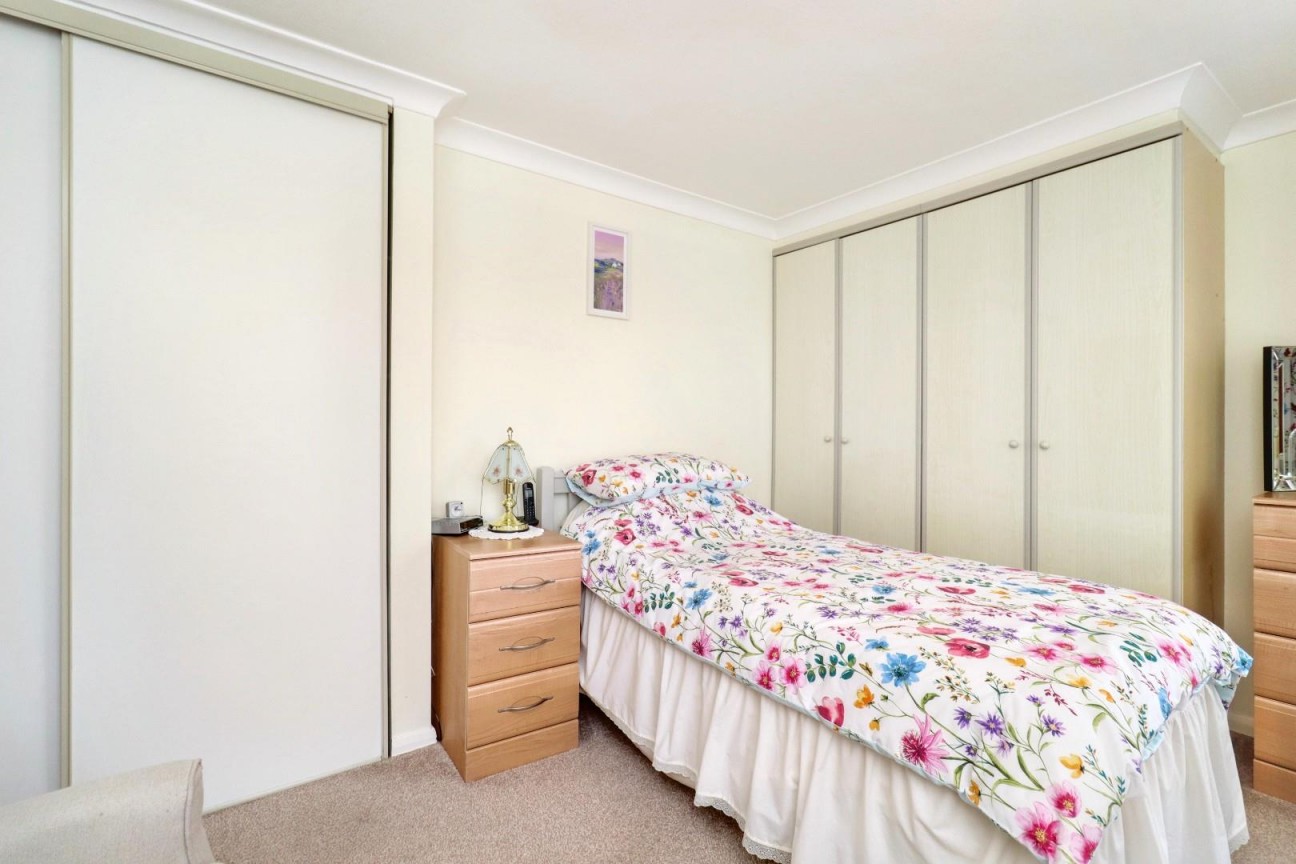 Low Grange Avenue, Billingham, TS23 3EG