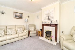 Low Grange Avenue, Billingham, TS23 3EG