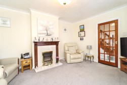 Low Grange Avenue, Billingham, TS23 3EG