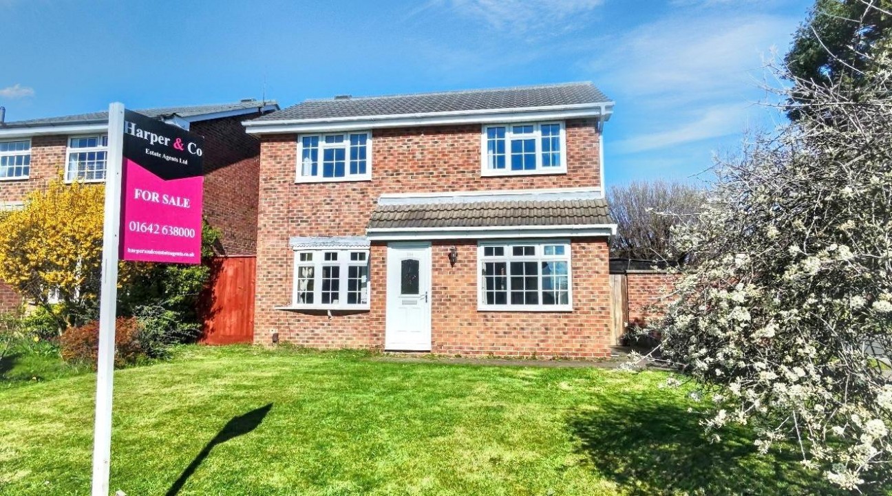 Low Grange Avenue (Owington Farm End), Billingham, TS23 3JZ