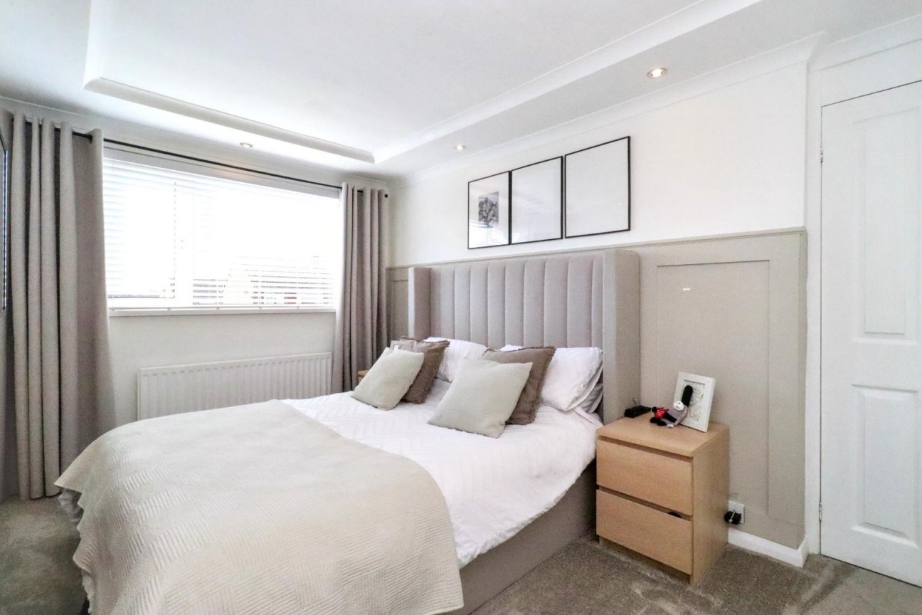 Dale Close, Bishopsgarth, Stockton-On-Tees, TS19 8UZ