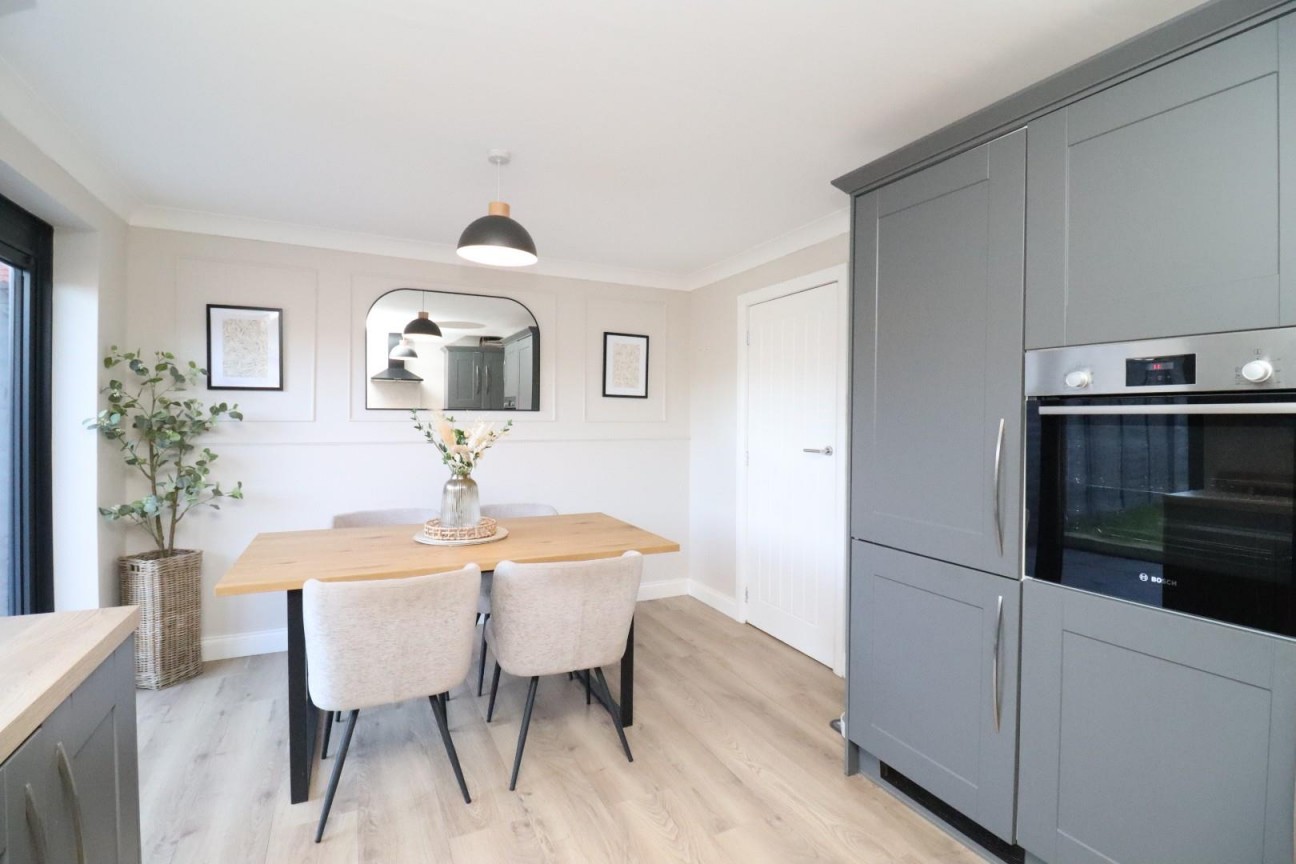 Dale Close, Bishopsgarth, Stockton-On-Tees, TS19 8UZ