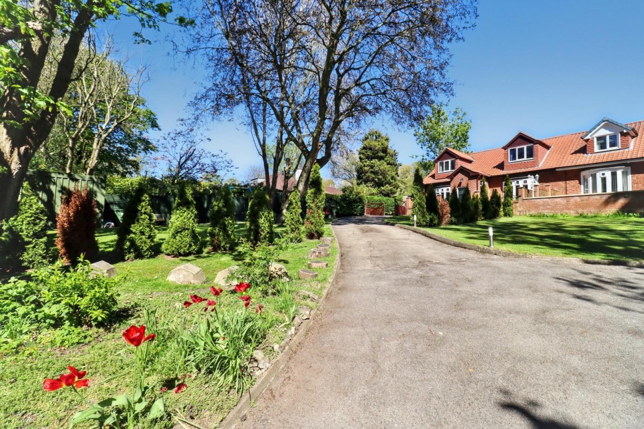 Park View, Darlington Lane, Stockton-On-Tees, TS19 8BB