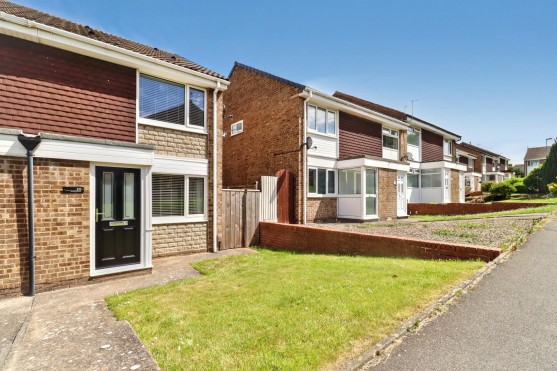 Brackenthwaite, Acklam, Middlesbrough, TS5 8UG