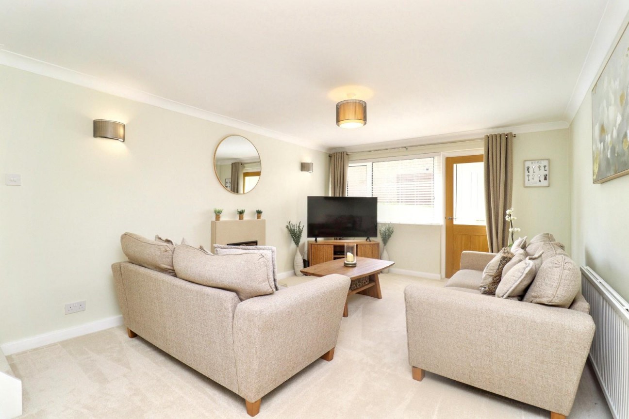 Brackenthwaite, Acklam, Middlesbrough, TS5 8UG