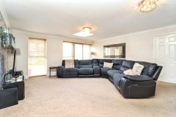 Lapwing Lane, Crooksbarn, Norton, TS20 1LX