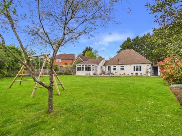 Station Road, Haddenham