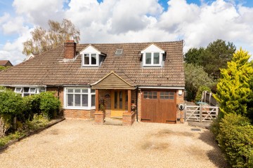 Marroway, Weston Turville