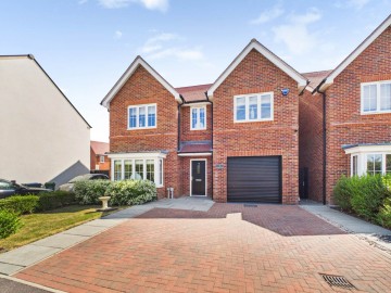 Morlands Drive, Weston Turville