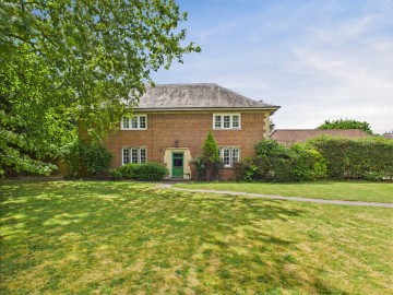 Burnhams Field, Weston Turville