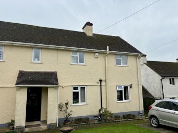 Westcombes, Chardstock