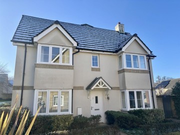 Parker Walk, Axminster