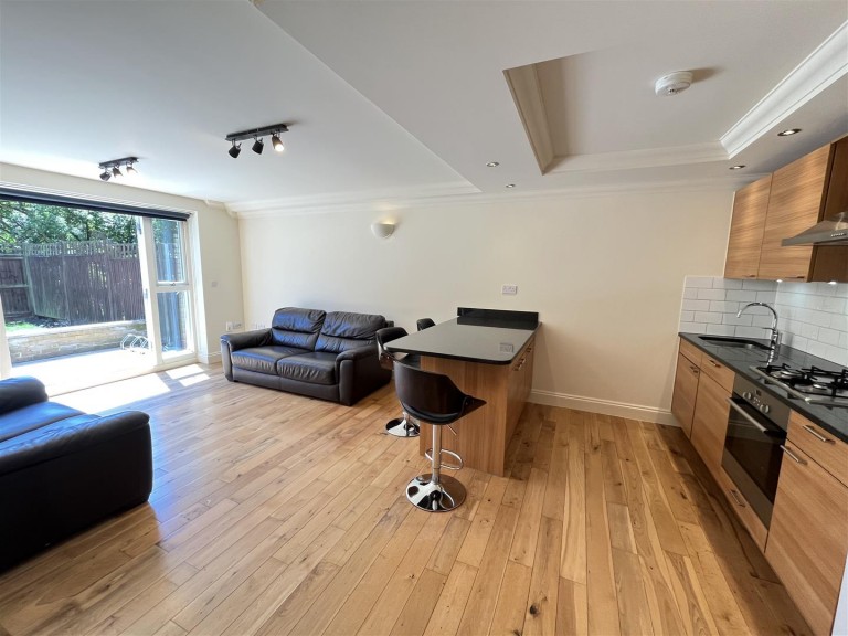 Brondesbury Road,