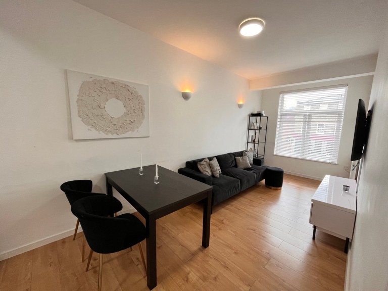Turners Hill, Cheshunt