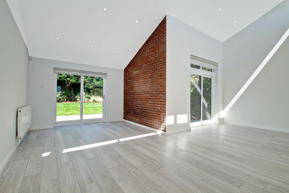 Chalet Bunglow, Shelley Close, Edgware, HA8