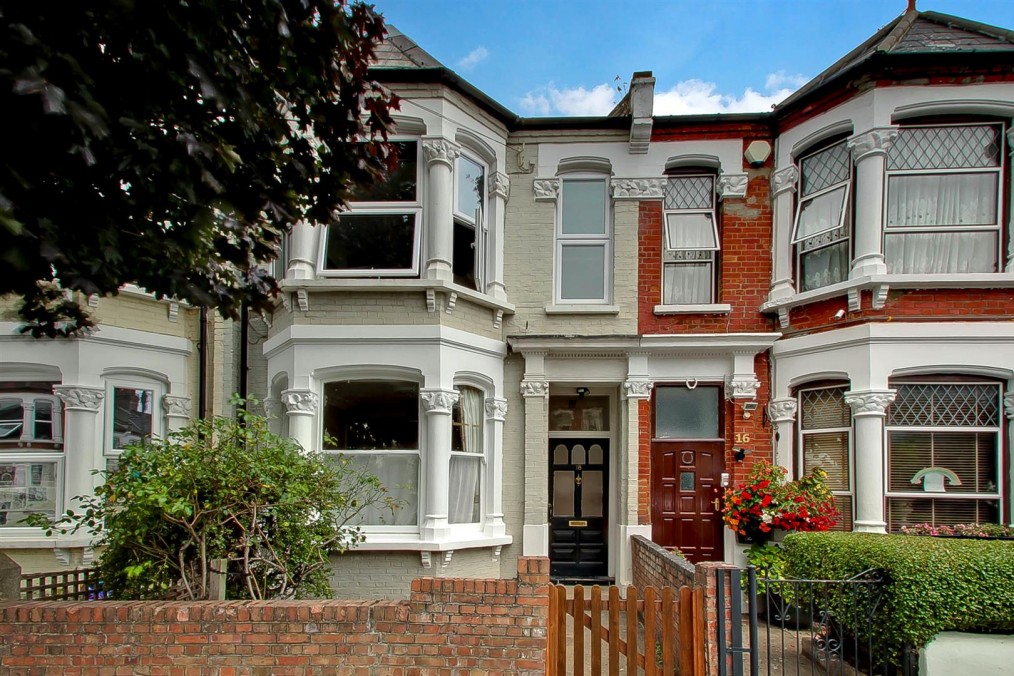 18a, Leighton Gardens