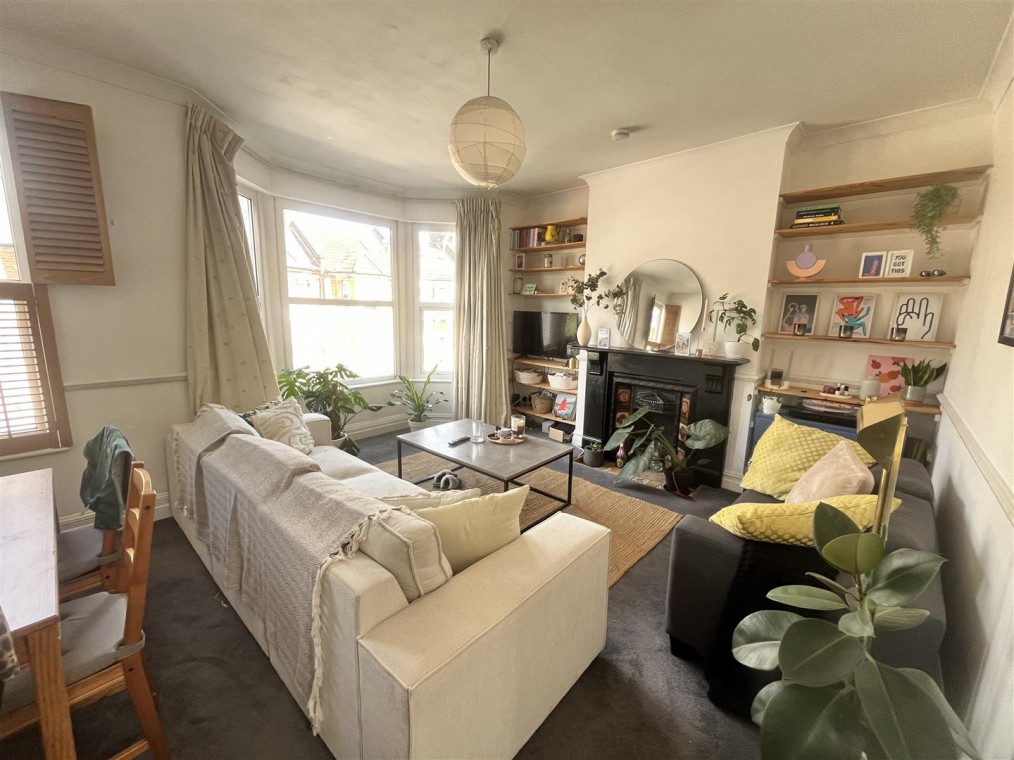 First Floor Flat, 16, Ashburnham Road