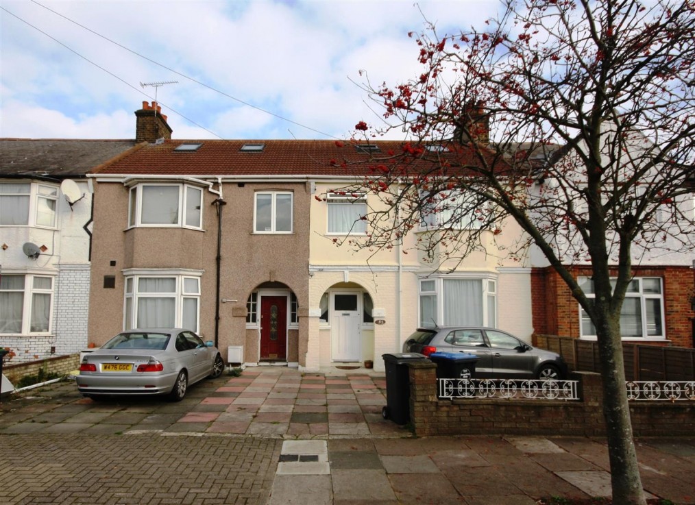 First Floor, Room 5 87, Herbert Gardens