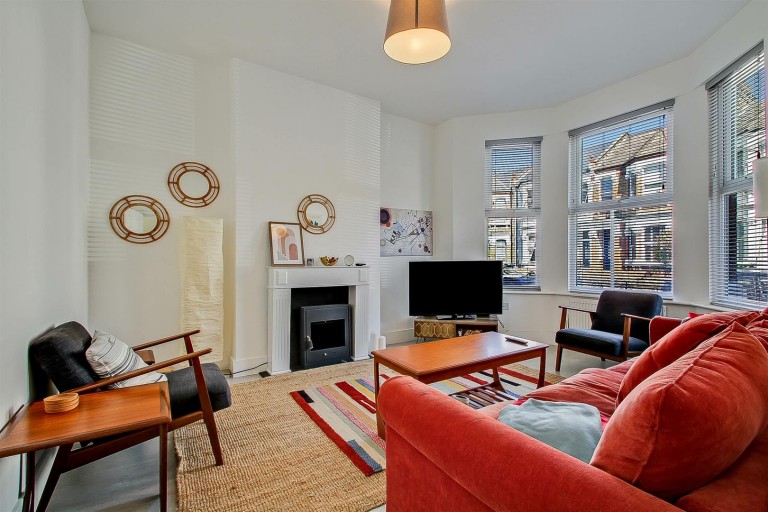 91, Bathurst Gardens