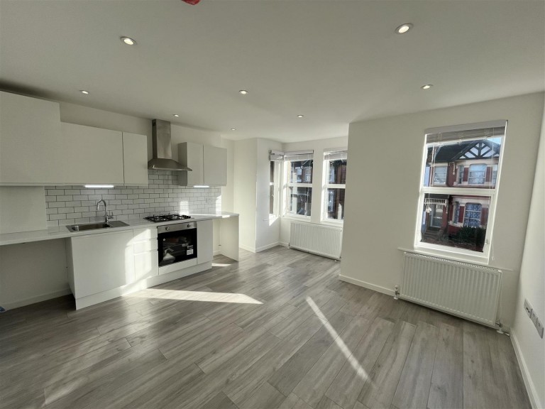 Flat 1, 100, Harlesden Road