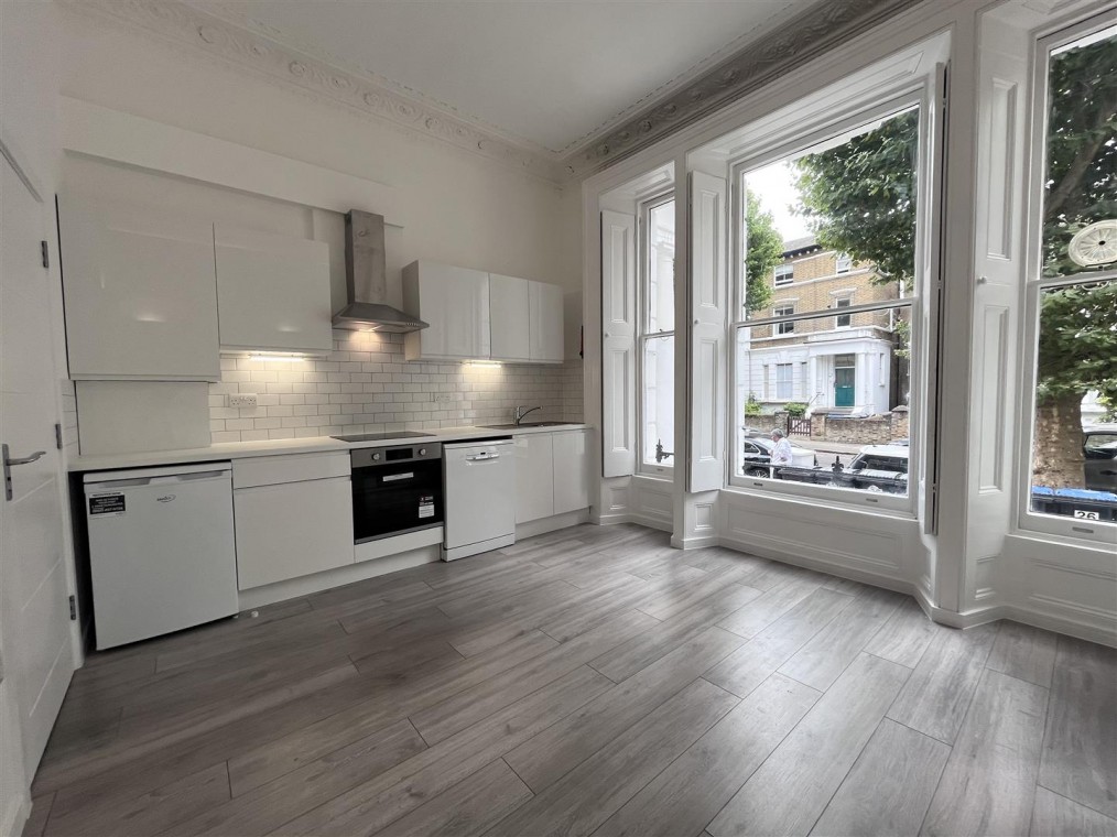 Flat 3, 26, Brondesbury Villas