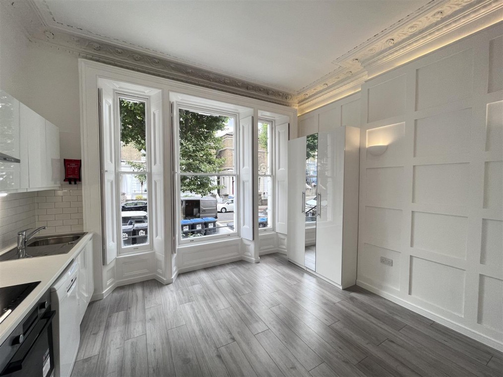 Flat 3, 26, Brondesbury Villas