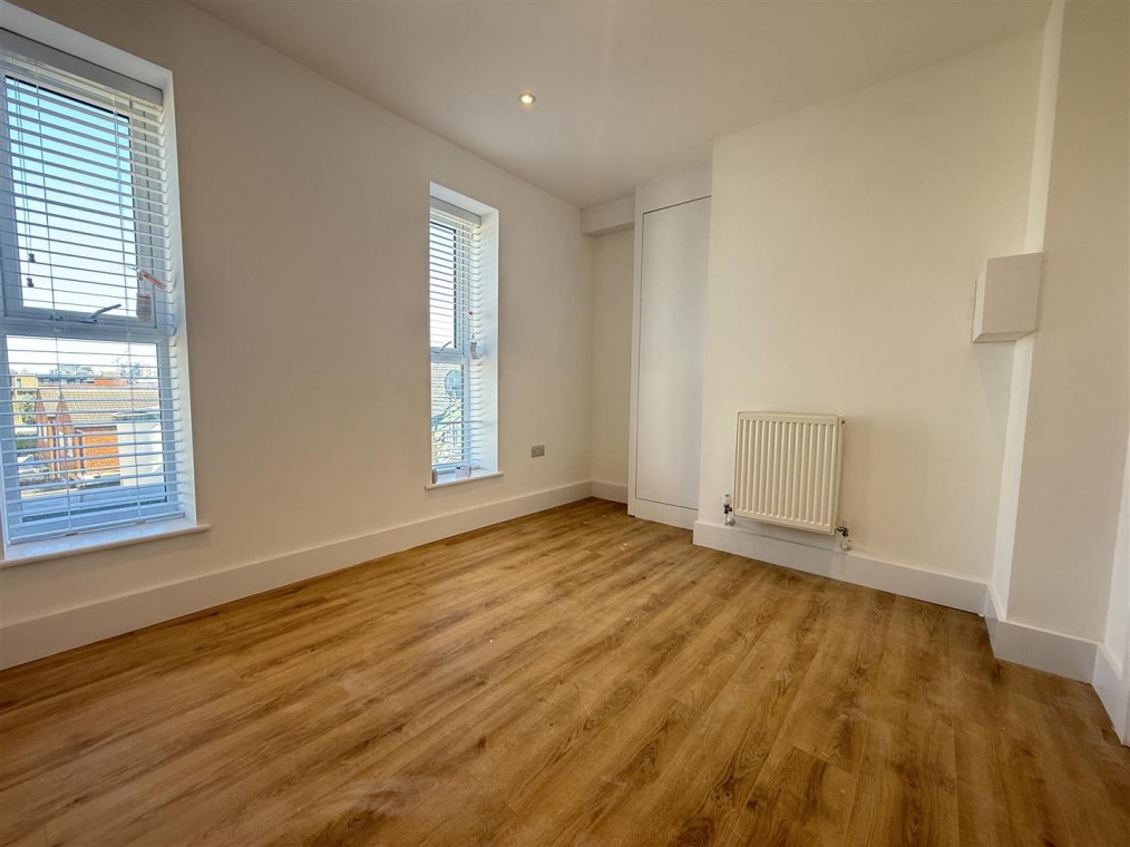 Flat 6, Reuben House 1-2, Banister Road