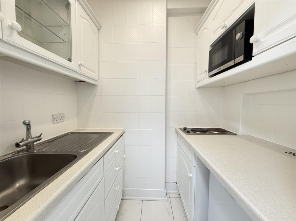 Flat 29, 105, Hallam Street