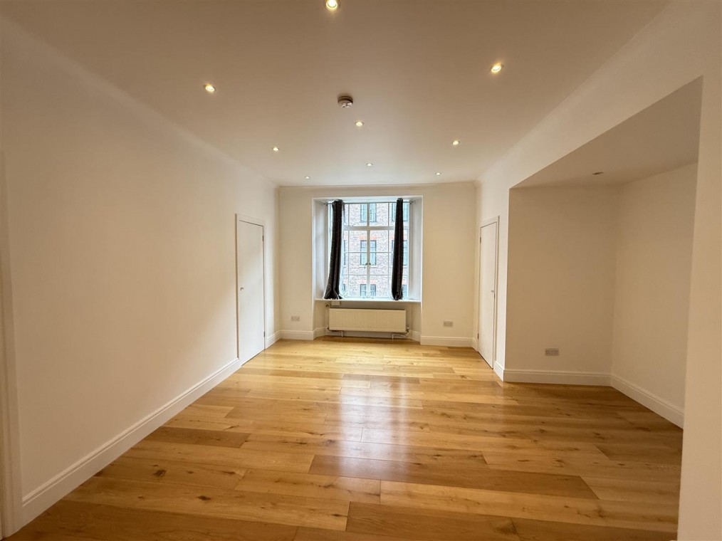 Flat 41, 105, Hallam Street