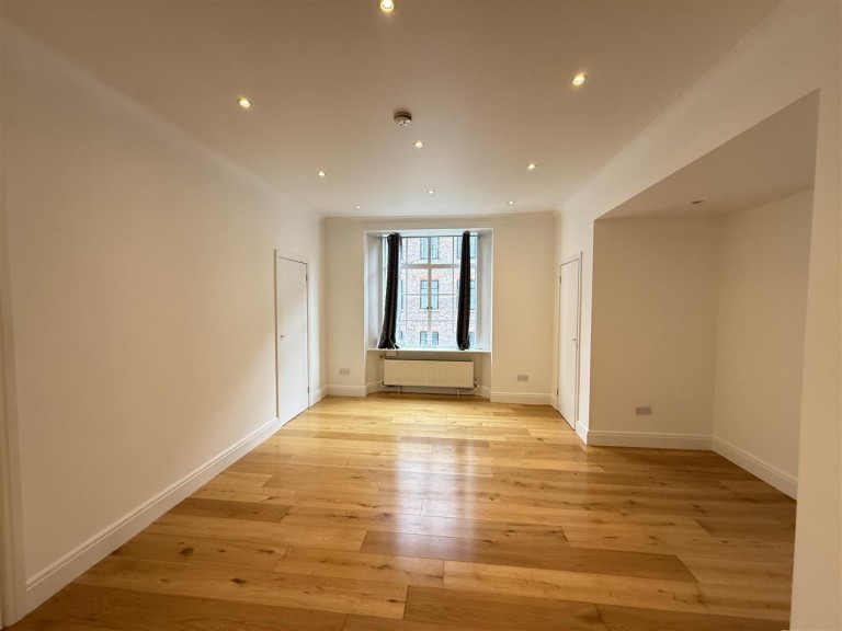 Flat 41, 105, Hallam Street