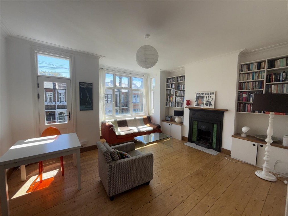 96b, Clifford Gardens