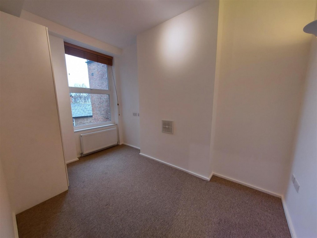 First Floor Flat 104, Chamberlayne Road