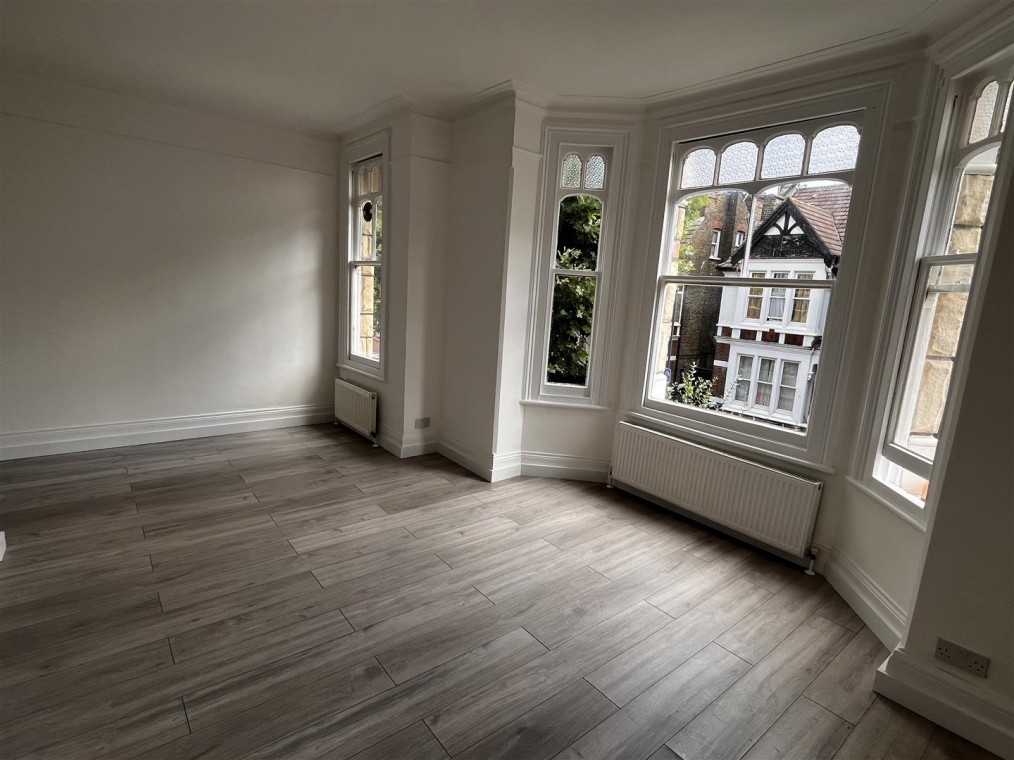 Flat 6, 22, Harlesden Gardens