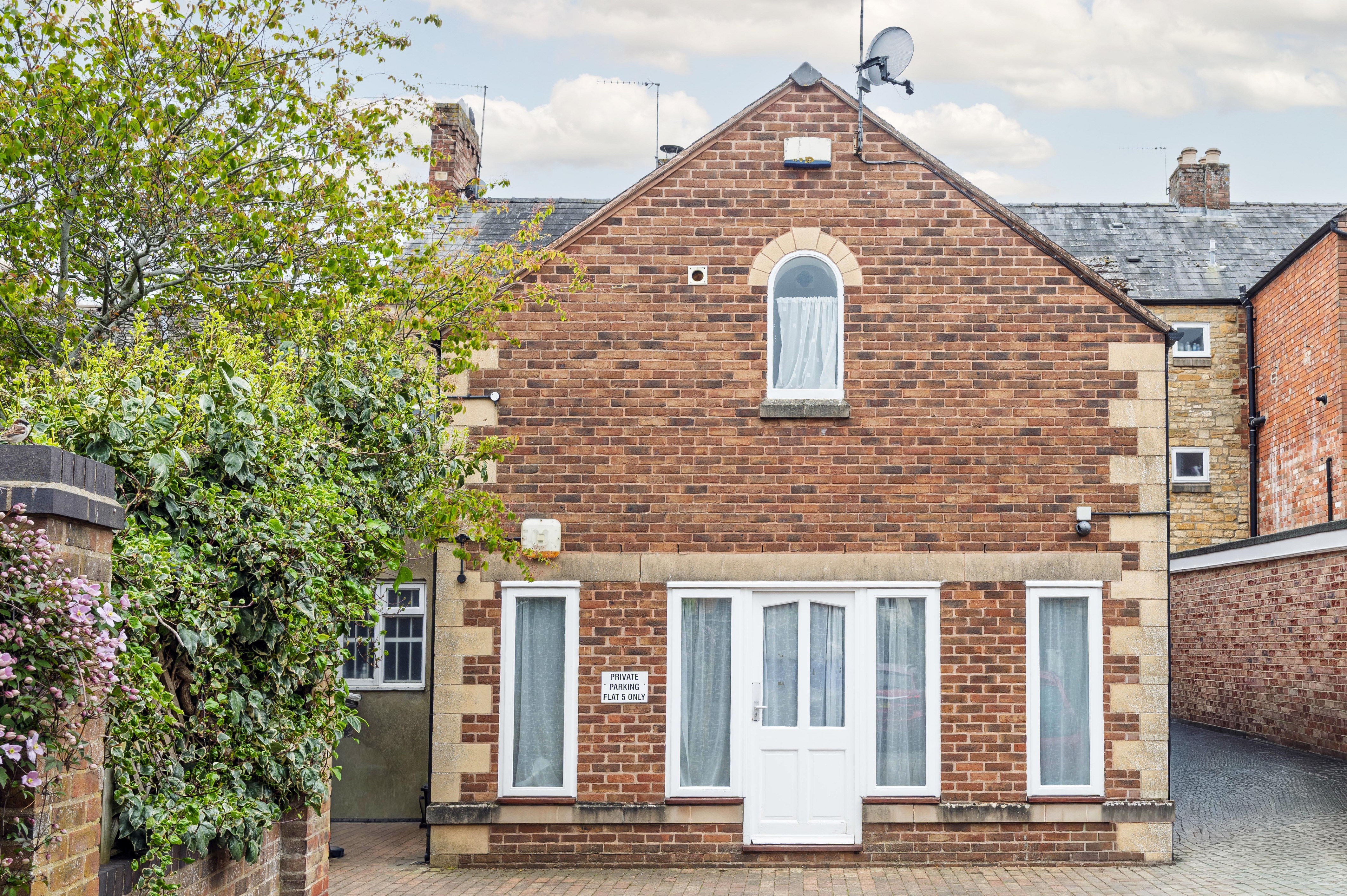 Manchester Court, Moreton-In-Marsh, GL56