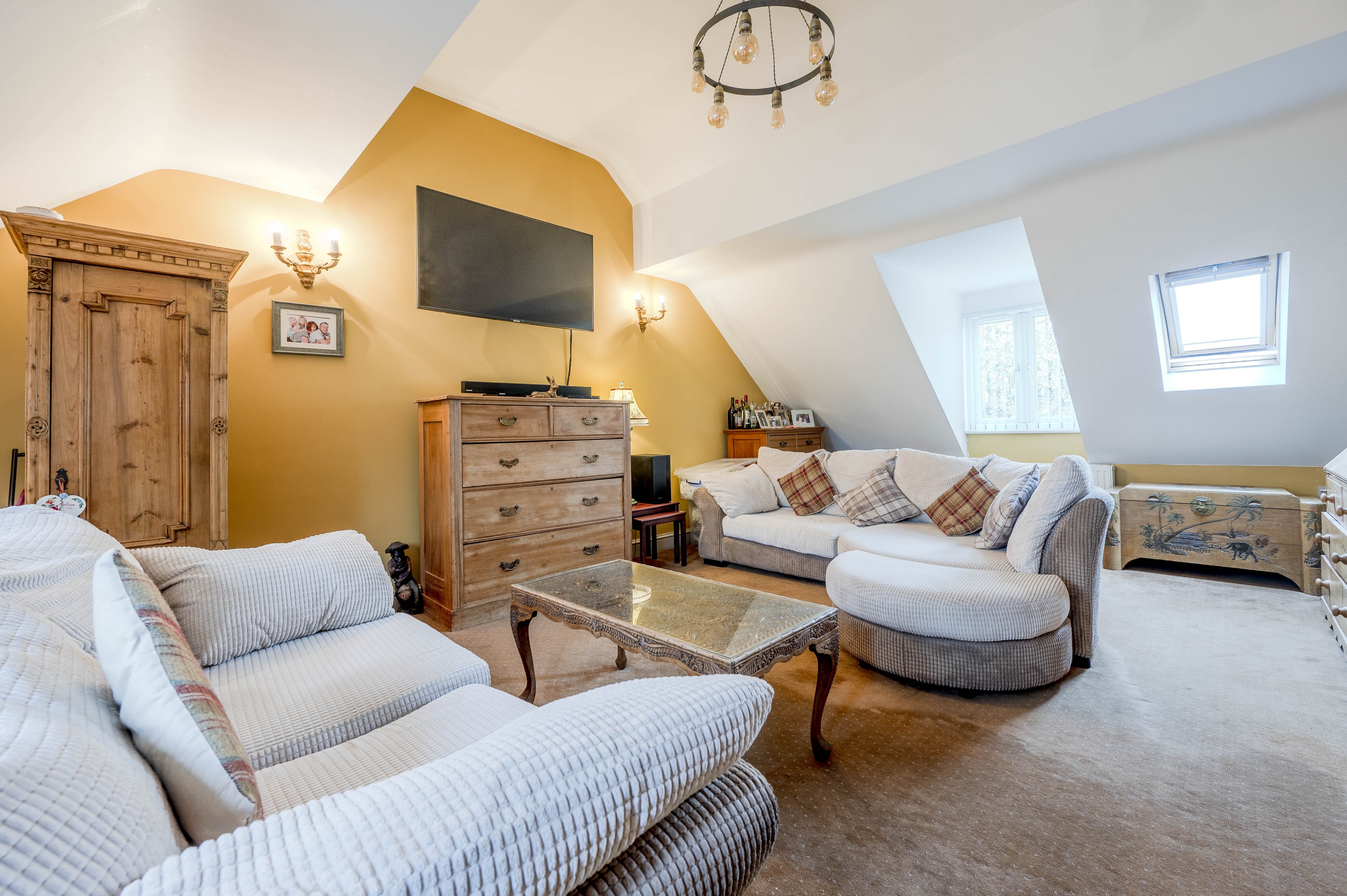 Tewkesbury Road, Stow On The Wold, GL54
