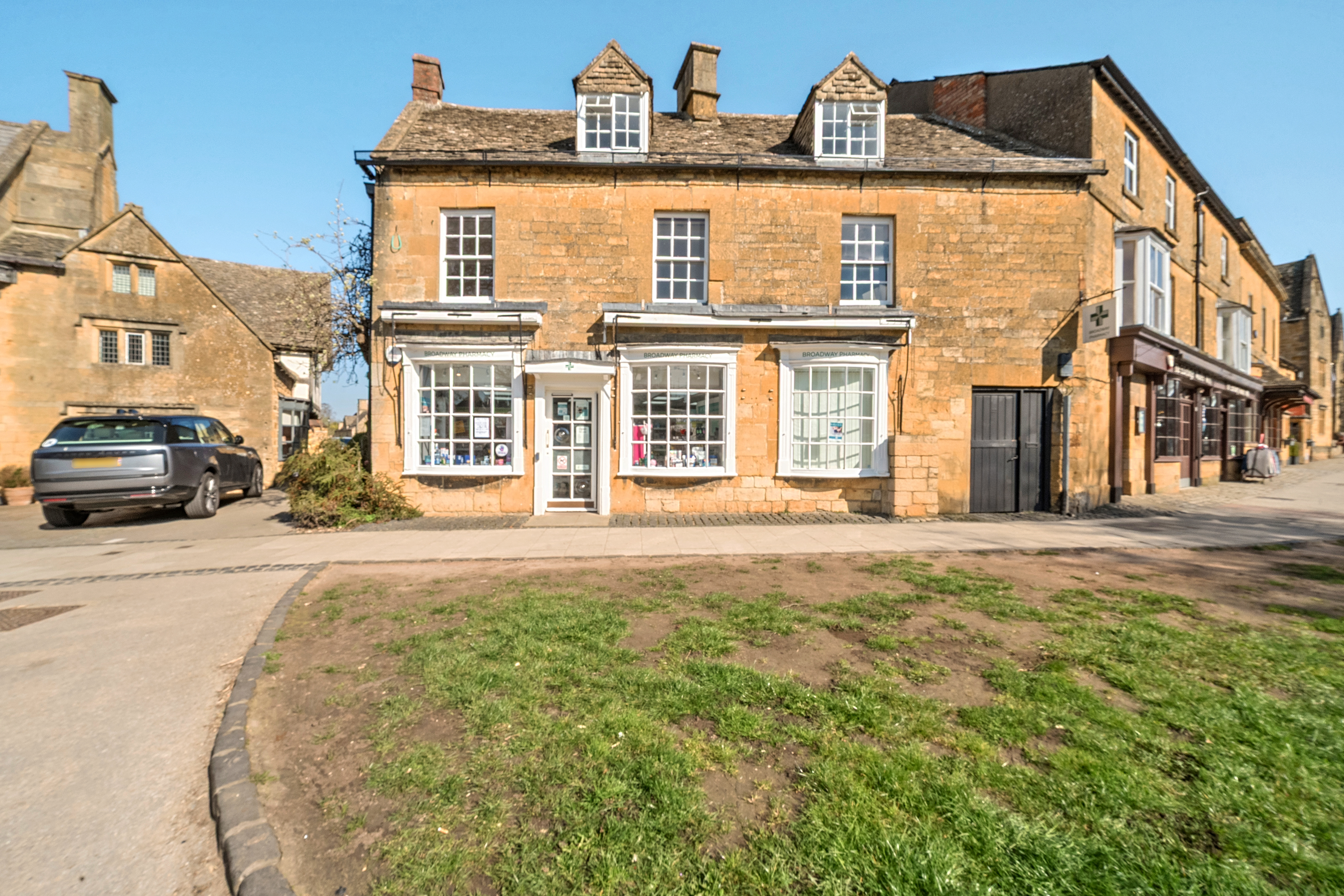 Back Lane, Broadway, WR12