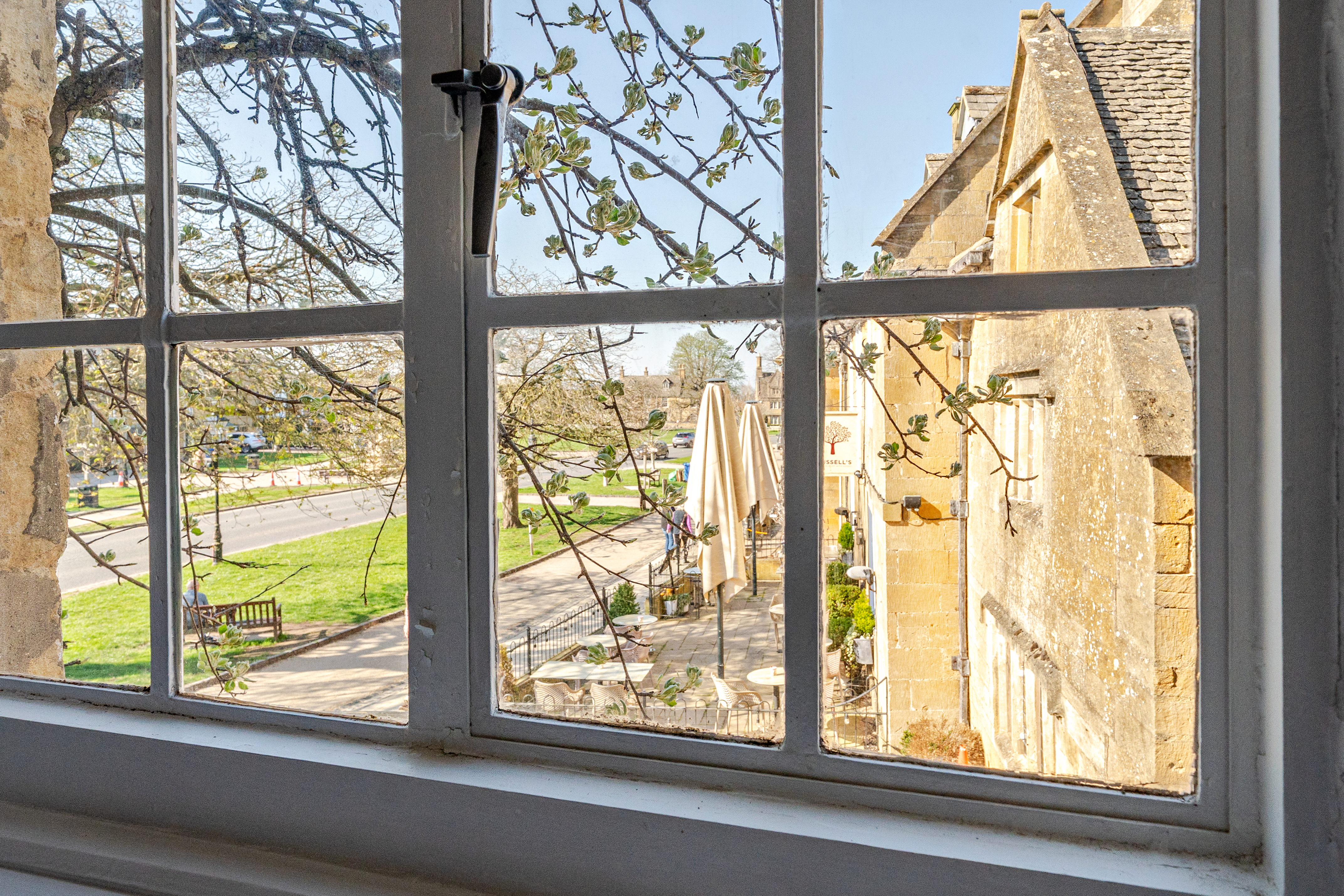 Back Lane, Broadway, WR12