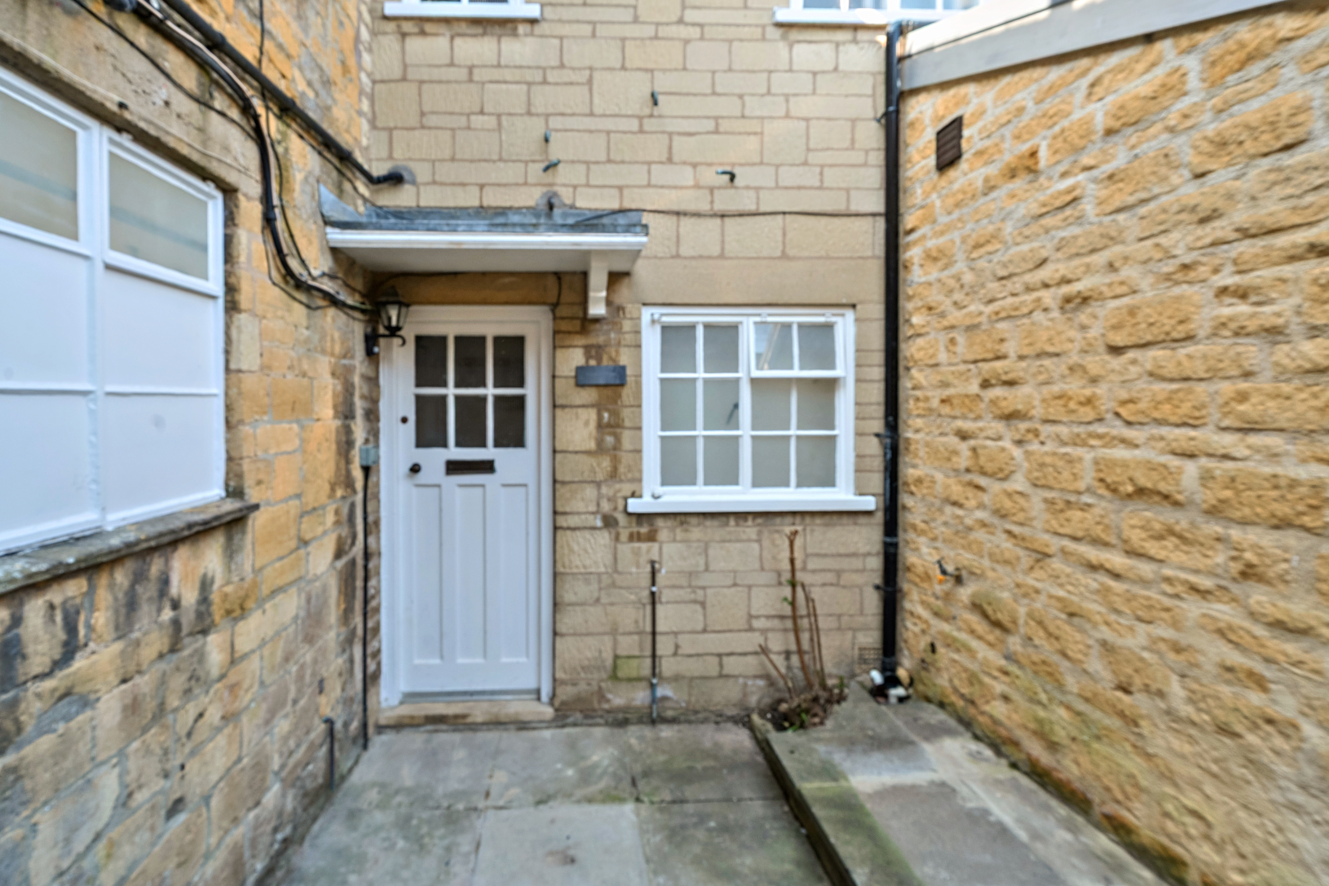 Back Lane, Broadway, WR12