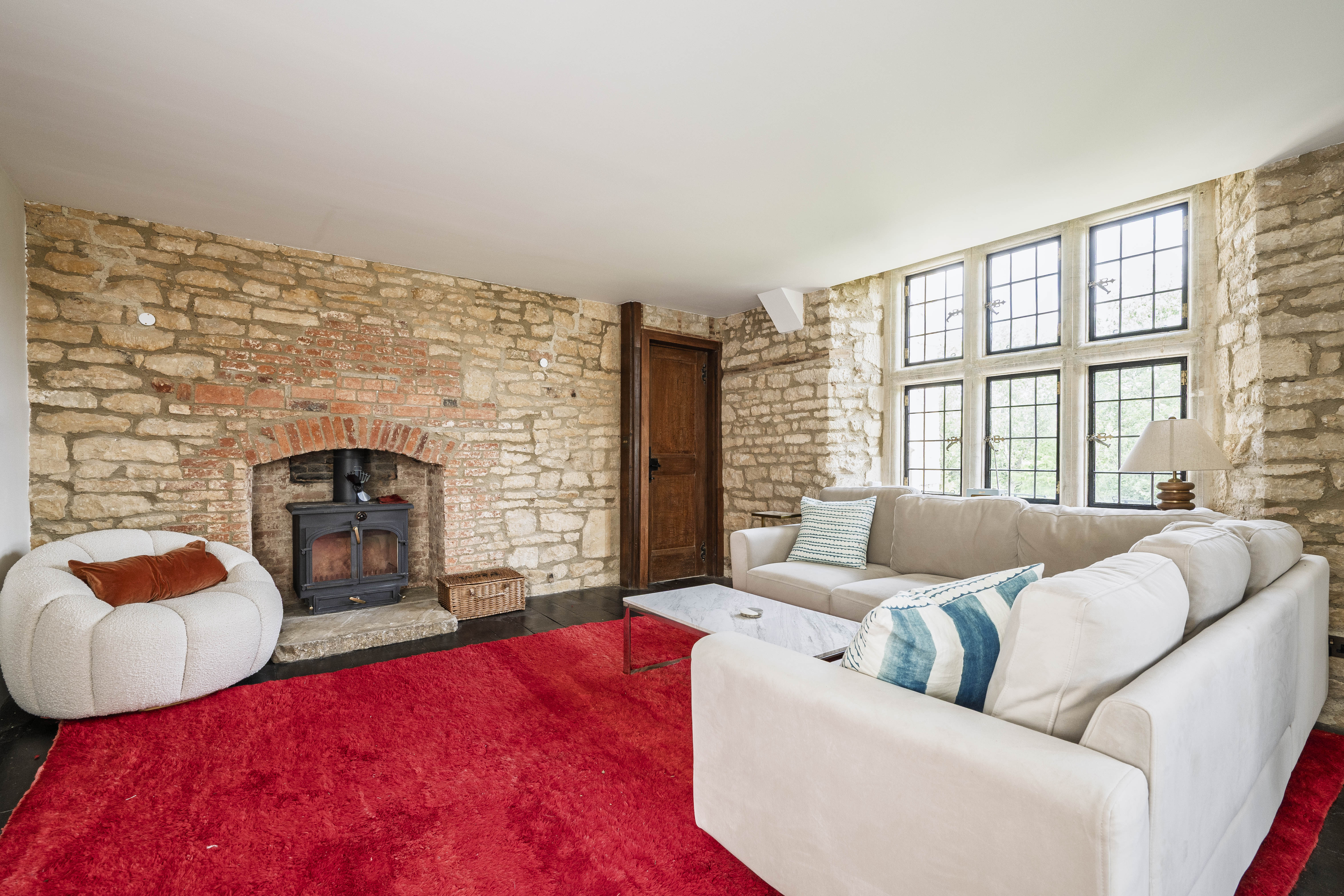 High Street, Shipton-Under-Wychwood, OX7
