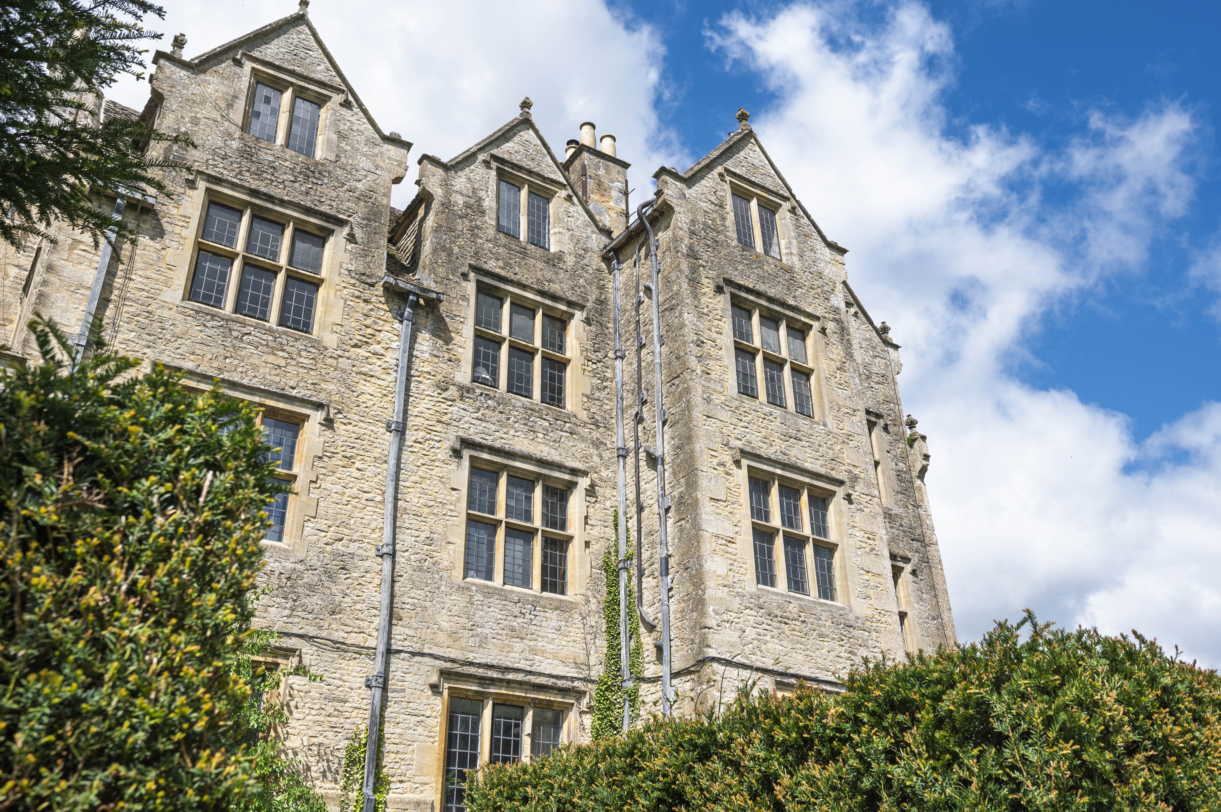 High Street, Shipton-Under-Wychwood, OX7