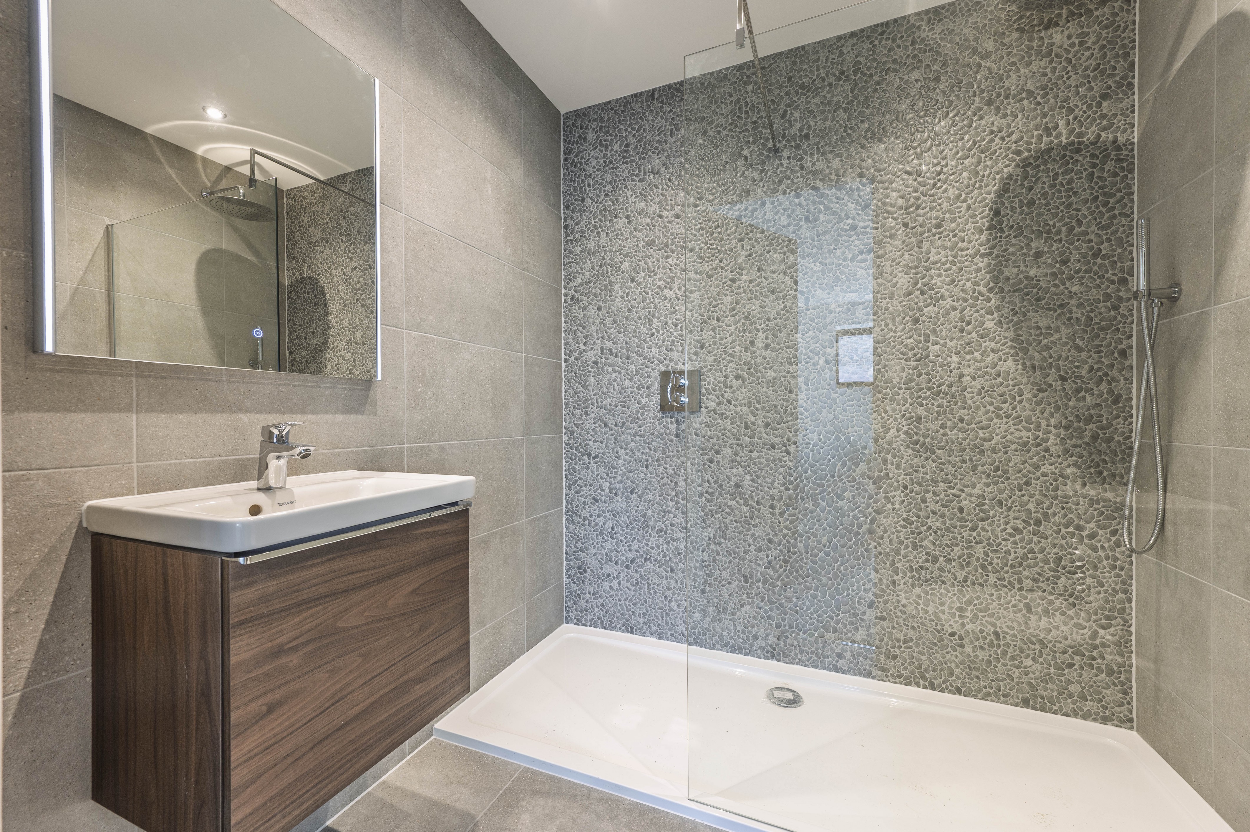 1 Grove Court, Station Road, GL54