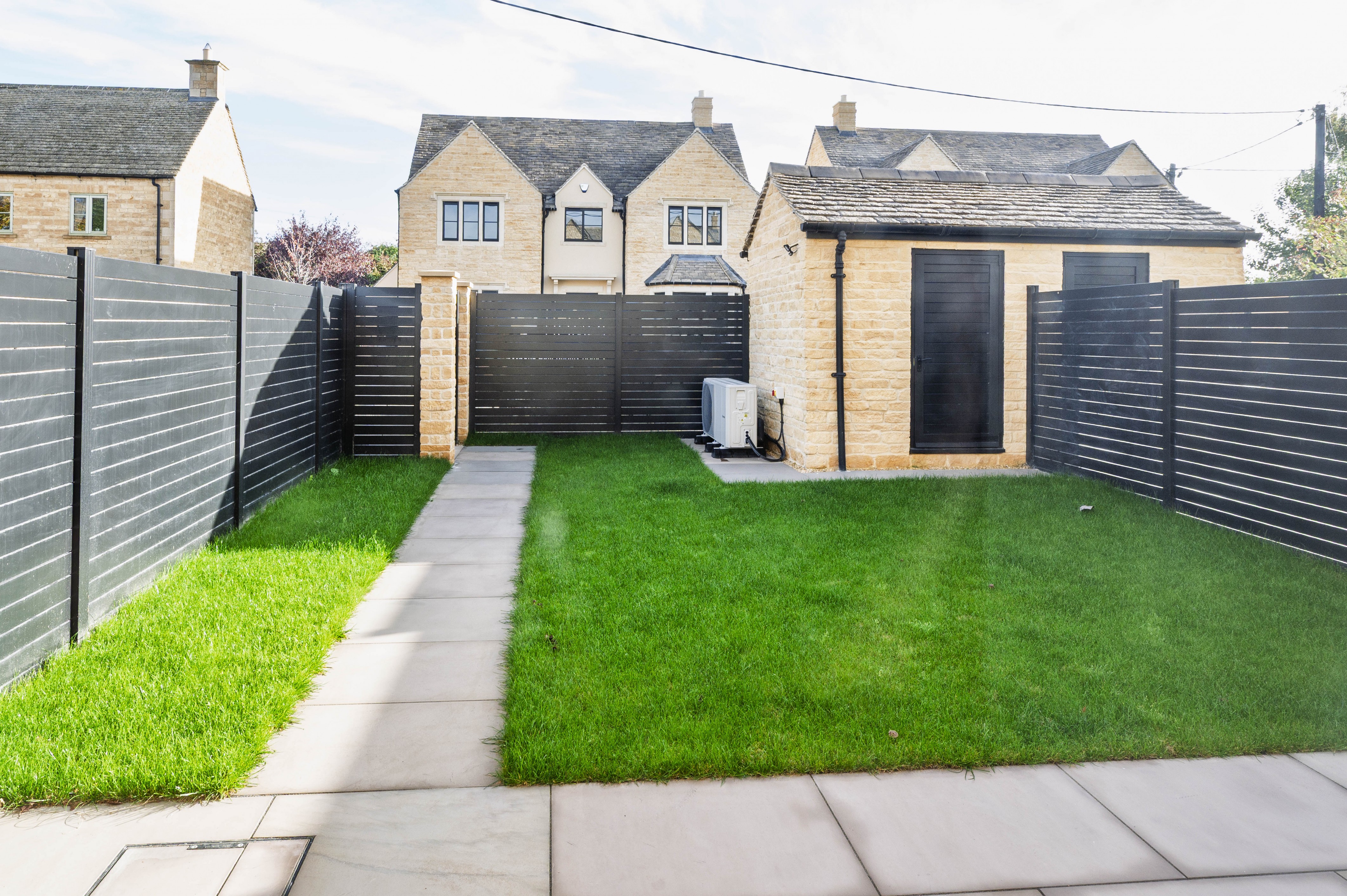 1 Grove Court, Station Road, GL54