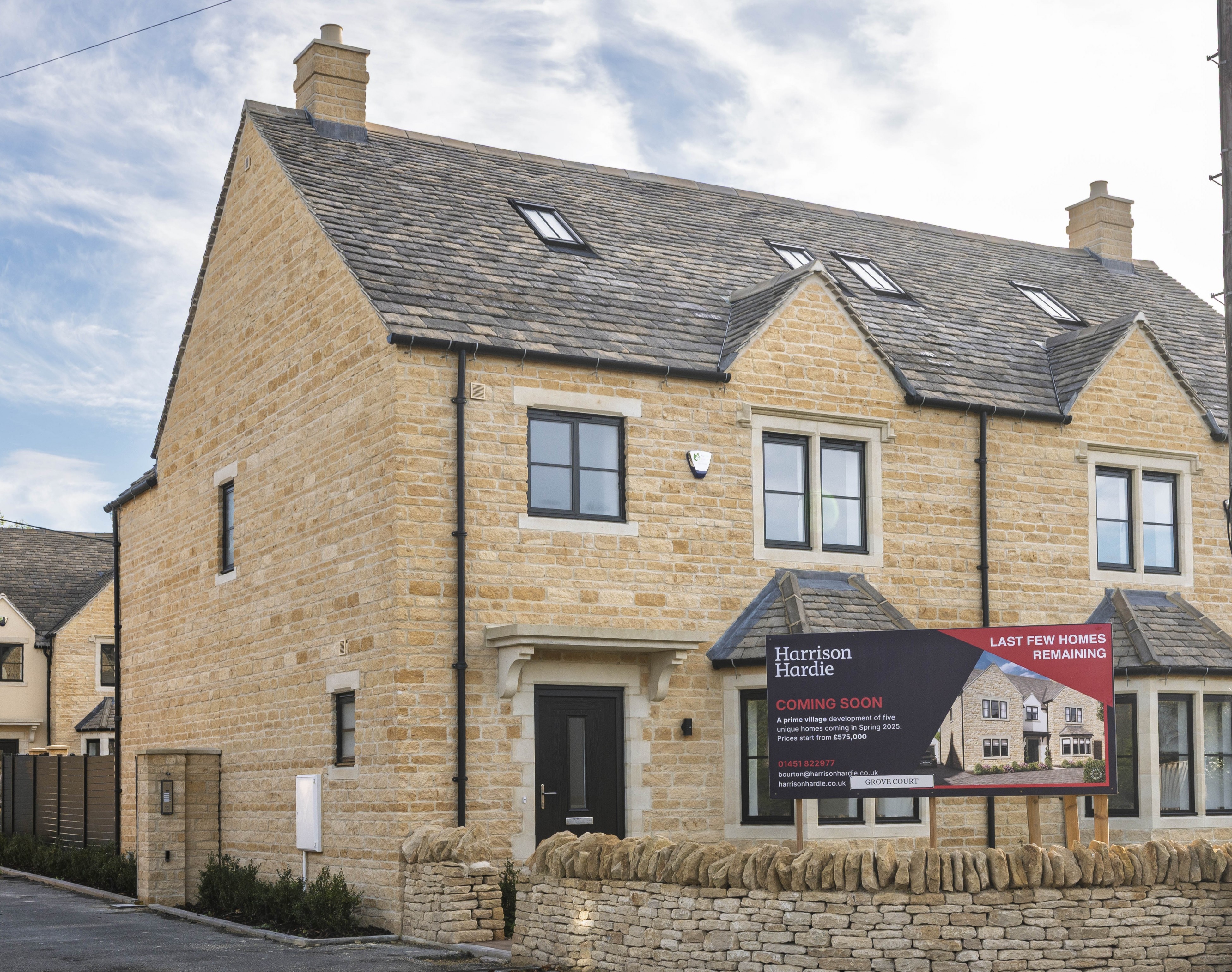 1 Grove Court, Station Road, GL54