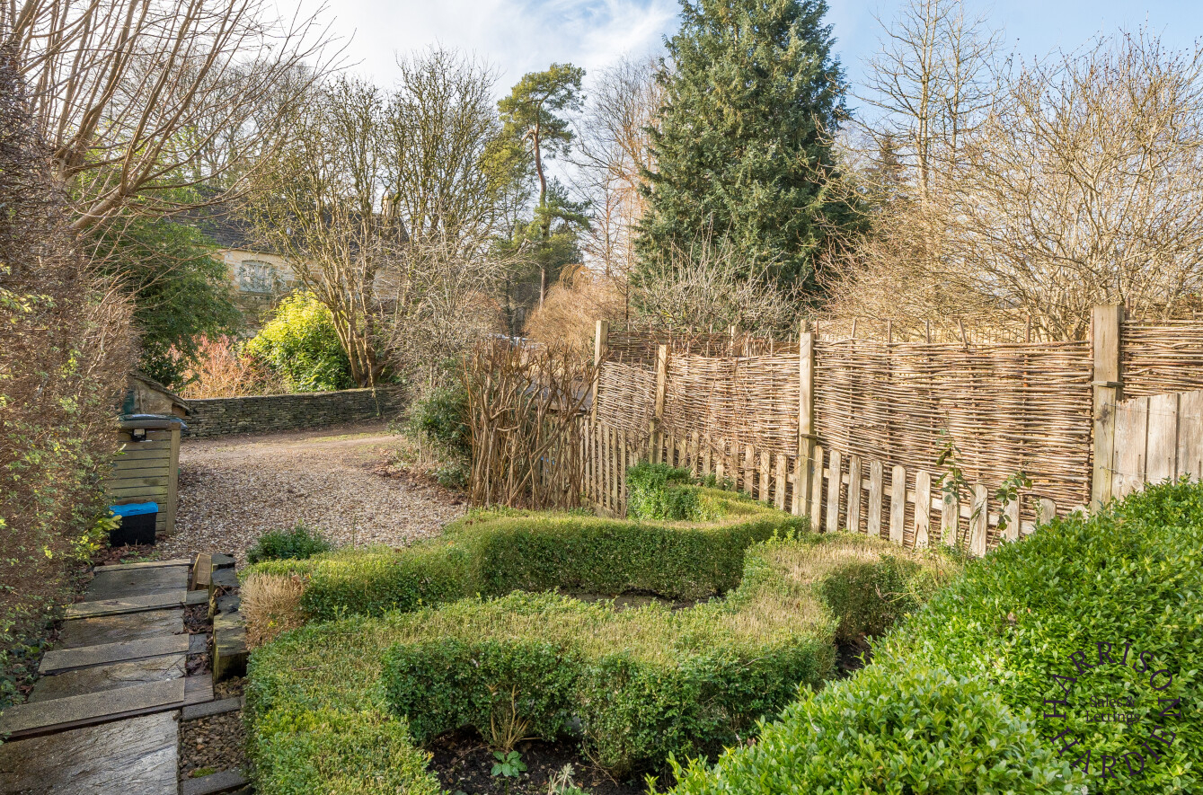 2 The Quadrangle, Naunton, GL54