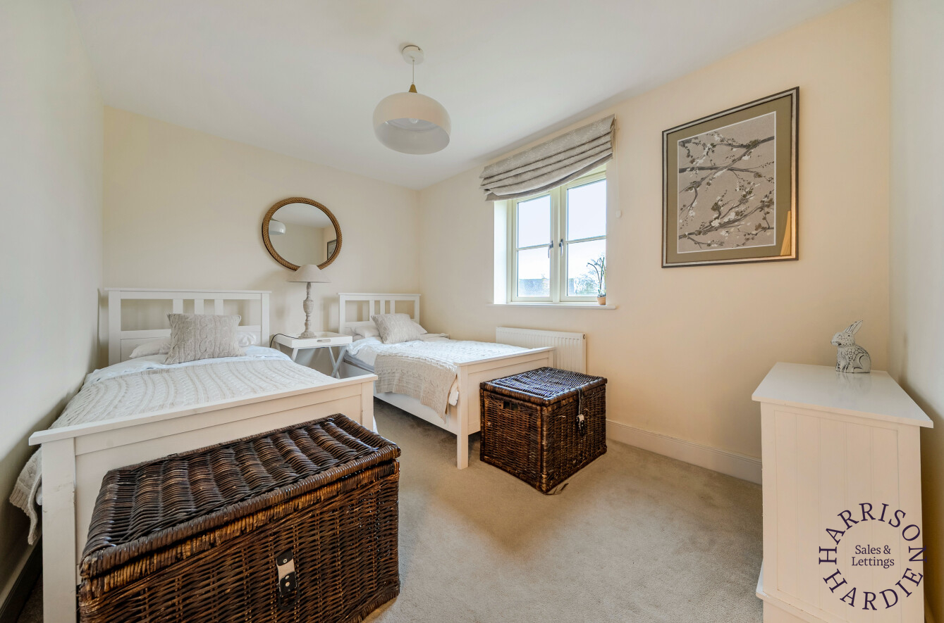 Dudley Johnson Close, Bourton-On-The-Water, GL54